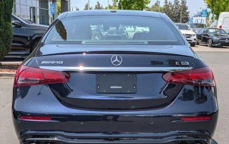 Mercedes-Benz E-Класс AMG, 2022 год, 7 290 000 рублей, 5 фотография