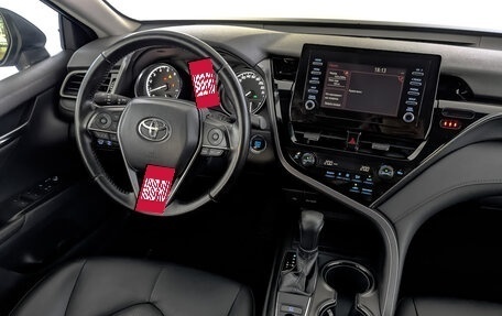 Toyota Camry, 2021 год, 2 890 000 рублей, 29 фотография