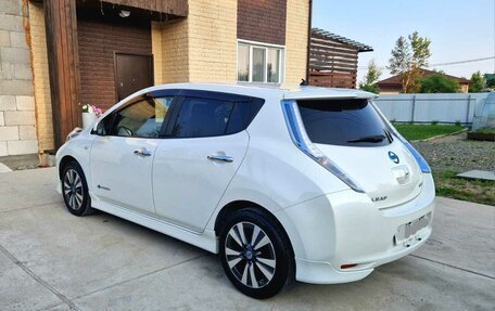 Nissan Leaf I, 2012 год, 950 000 рублей, 2 фотография