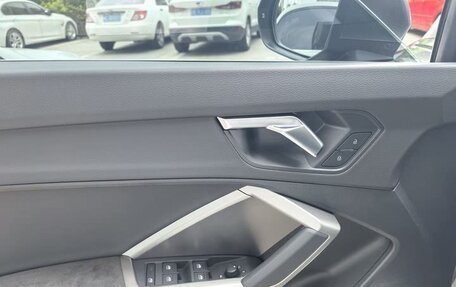 Audi Q3, 2022 год, 2 199 000 рублей, 14 фотография