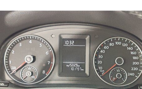 Volkswagen Touran III, 2012 год, 1 055 000 рублей, 13 фотография