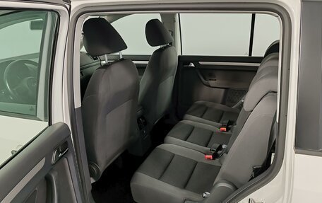 Volkswagen Touran III, 2012 год, 1 055 000 рублей, 12 фотография