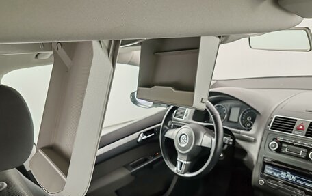 Volkswagen Touran III, 2012 год, 1 055 000 рублей, 21 фотография