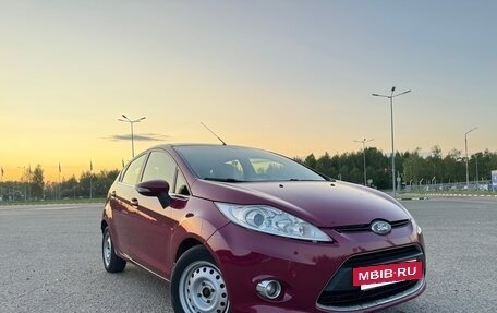 Ford Fiesta, 2011 год, 750 000 рублей, 2 фотография