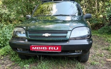Chevrolet Niva I рестайлинг, 2005 год, 235 000 рублей, 3 фотография