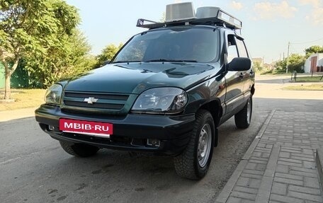 Chevrolet Niva I рестайлинг, 2005 год, 235 000 рублей, 2 фотография
