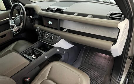 Land Rover Defender II, 2021 год, 5 500 000 рублей, 3 фотография
