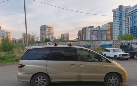 Toyota Estima III рестайлинг -2, 2000 год, 600 000 рублей, 3 фотография