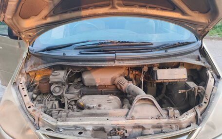 Toyota Estima III рестайлинг -2, 2000 год, 600 000 рублей, 9 фотография