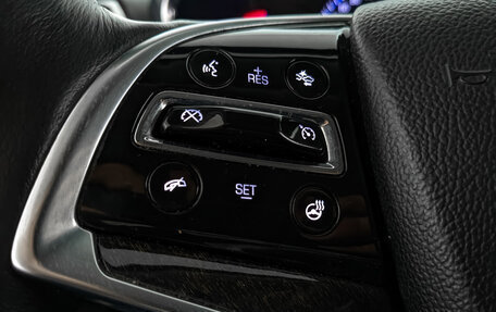 Cadillac SRX II рестайлинг, 2014 год, 1 730 000 рублей, 27 фотография