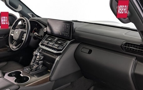 Toyota Land Cruiser, 2021 год, 8 995 000 рублей, 13 фотография