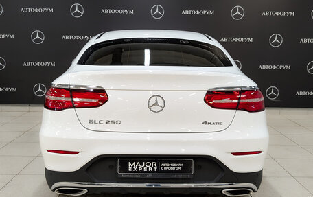 Mercedes-Benz GLC Coupe, 2018 год, 4 100 000 рублей, 6 фотография