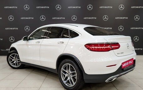 Mercedes-Benz GLC Coupe, 2018 год, 4 100 000 рублей, 7 фотография