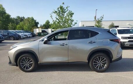 Lexus NX, 2022 год, 4 270 800 рублей, 6 фотография