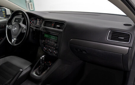 Volkswagen Jetta VI, 2012 год, 989 000 рублей, 16 фотография