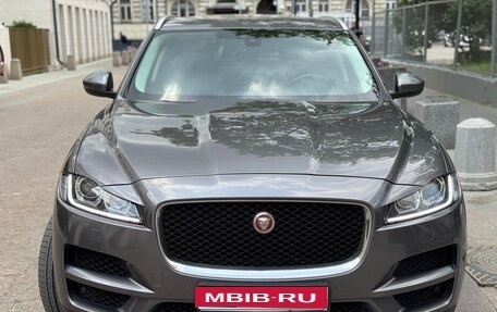 Jaguar F-Pace, 2018 год, 2 690 000 рублей, 1 фотография