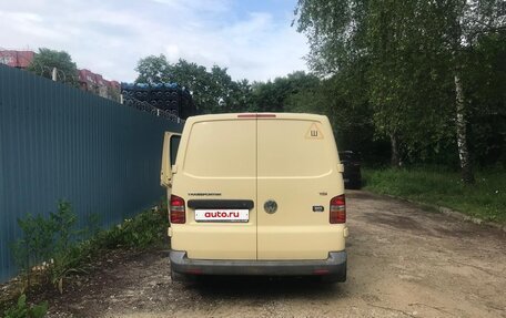 Volkswagen Transporter T5 рестайлинг, 2008 год, 3 000 000 рублей, 2 фотография