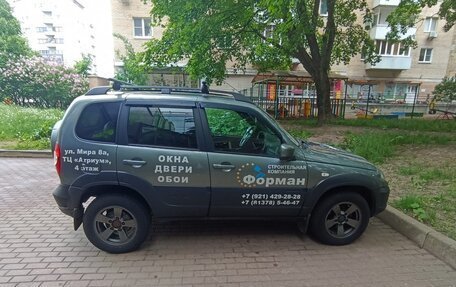Chevrolet Niva I рестайлинг, 2018 год, 650 000 рублей, 3 фотография