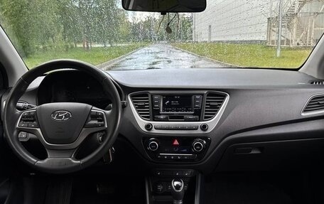 Hyundai Solaris II рестайлинг, 2019 год, 1 250 000 рублей, 11 фотография