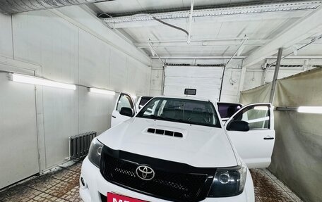 Toyota Hilux VII, 2012 год, 3 100 000 рублей, 4 фотография