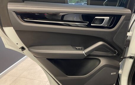 Porsche Cayenne III, 2019 год, 8 500 000 рублей, 20 фотография