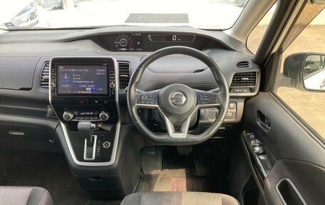 Nissan Serena IV, 2016 год, 1 790 000 рублей, 11 фотография
