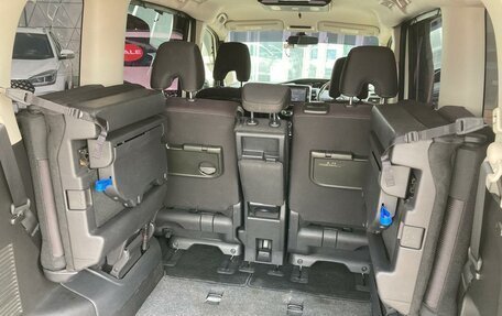 Nissan Serena IV, 2016 год, 1 790 000 рублей, 20 фотография