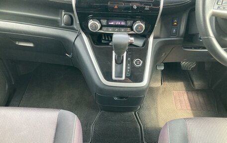 Nissan Serena IV, 2016 год, 1 790 000 рублей, 24 фотография
