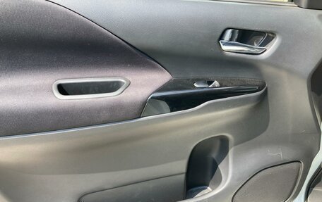 Nissan Serena IV, 2016 год, 1 790 000 рублей, 28 фотография