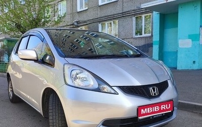 Honda Fit III, 2010 год, 822 000 рублей, 1 фотография