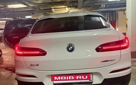 BMW X4, 2019 год, 4 000 000 рублей, 9 фотография