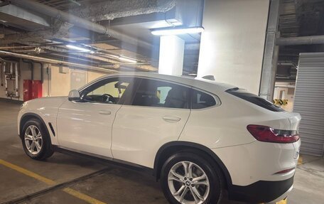 BMW X4, 2019 год, 4 000 000 рублей, 18 фотография