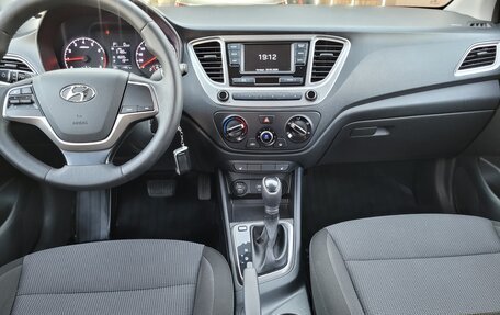 Hyundai Solaris II рестайлинг, 2019 год, 1 179 000 рублей, 13 фотография