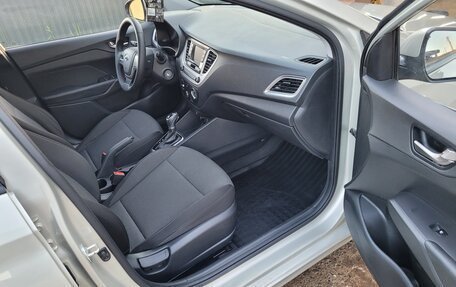 Hyundai Solaris II рестайлинг, 2019 год, 1 179 000 рублей, 18 фотография