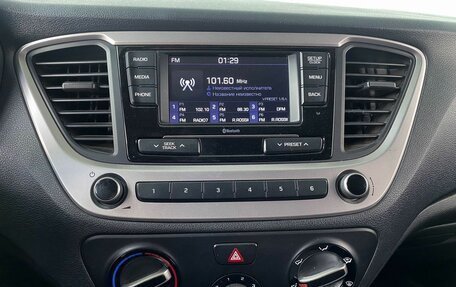 Hyundai Solaris II рестайлинг, 2018 год, 1 370 000 рублей, 13 фотография