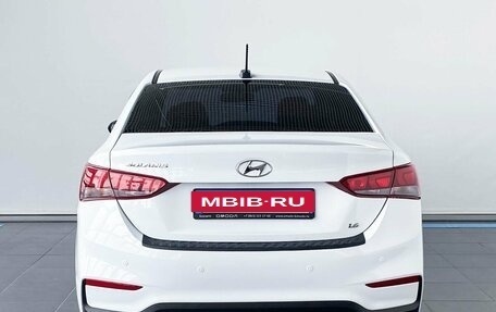 Hyundai Solaris II рестайлинг, 2018 год, 1 370 000 рублей, 22 фотография