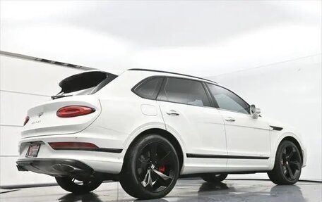 Bentley Bentayga I, 2021 год, 162 250 рублей, 14 фотография