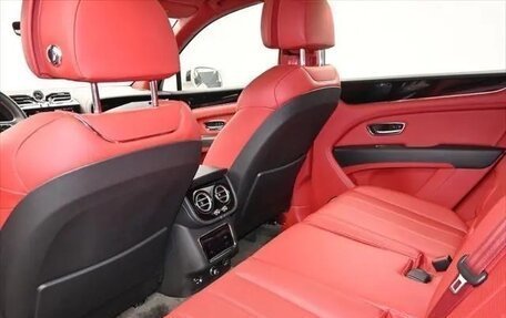Bentley Bentayga I, 2021 год, 162 250 рублей, 28 фотография
