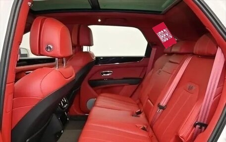 Bentley Bentayga I, 2021 год, 162 250 рублей, 27 фотография
