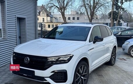 Volkswagen Touareg III, 2022 год, 4 720 000 рублей, 3 фотография