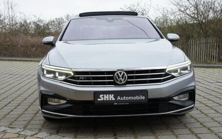 Volkswagen Passat B8 рестайлинг, 2022 год, 2 840 000 рублей, 2 фотография
