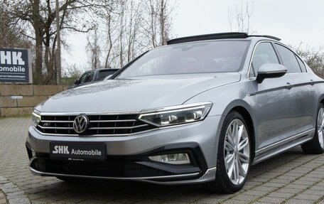 Volkswagen Passat B8 рестайлинг, 2022 год, 2 840 000 рублей, 3 фотография
