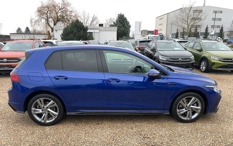 Volkswagen Golf VIII, 2022 год, 1 440 000 рублей, 7 фотография