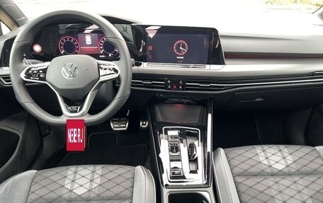 Volkswagen Golf VIII, 2022 год, 1 440 000 рублей, 11 фотография