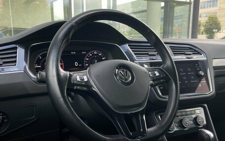 Volkswagen Tiguan II, 2017 год, 2 590 000 рублей, 16 фотография