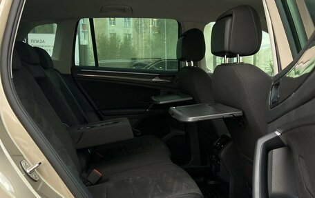 Volkswagen Tiguan II, 2017 год, 2 590 000 рублей, 28 фотография