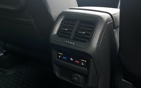 Volkswagen Tiguan II, 2017 год, 2 590 000 рублей, 29 фотография