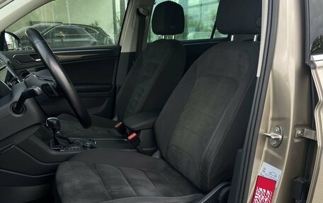 Volkswagen Tiguan II, 2017 год, 2 590 000 рублей, 18 фотография