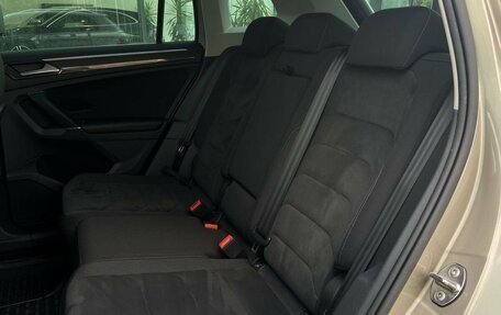 Volkswagen Tiguan II, 2017 год, 2 590 000 рублей, 31 фотография