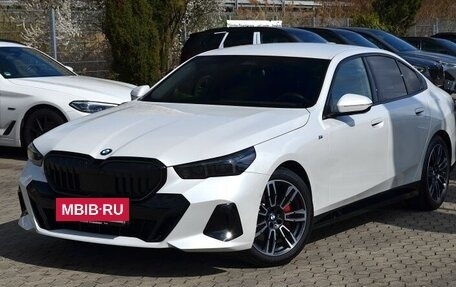 BMW 5 серия, 2025 год, 3 фотография